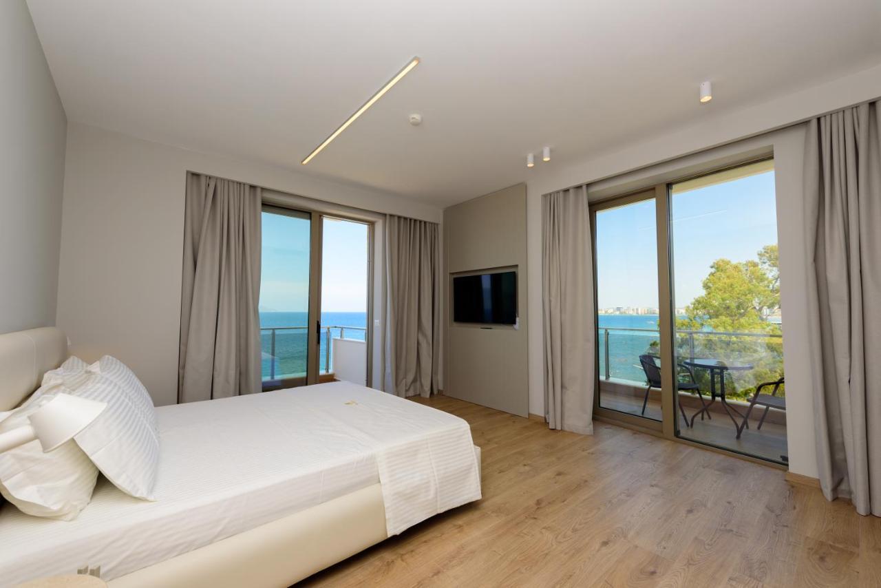 Hotel Navy