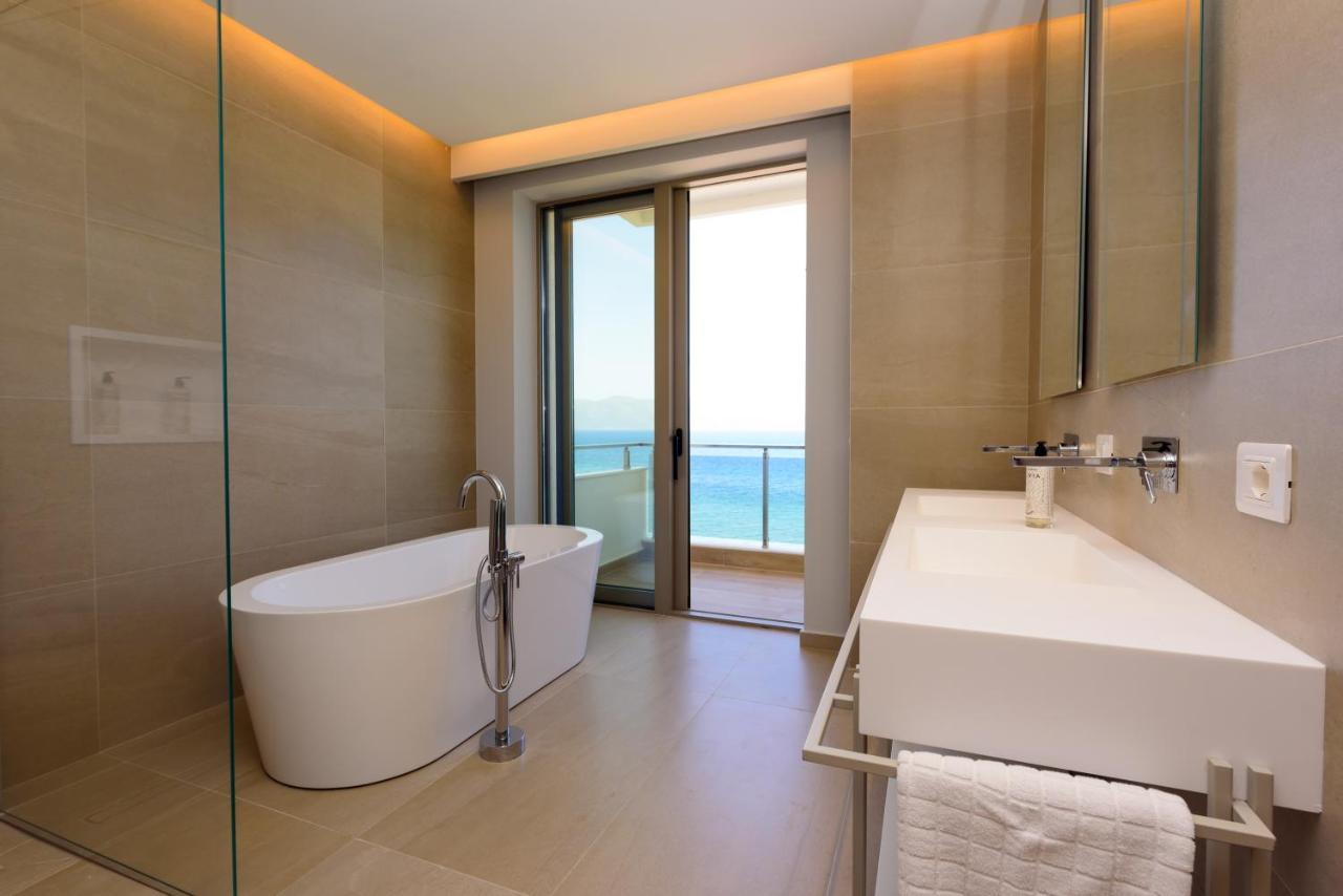 Navy Hotel 4*
